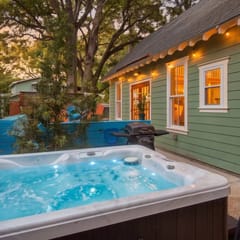*1429 Cottage