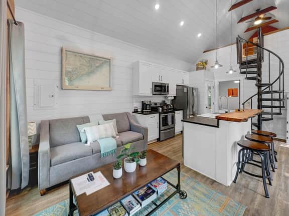 *1429 Cottage